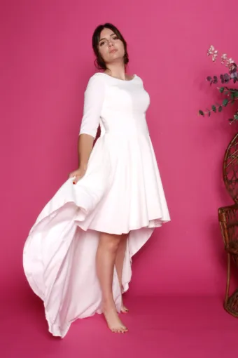 Robes de mariée courte : élégance et modernité chez Robe de Cœur à Albi, Albi, Robe de Cœur