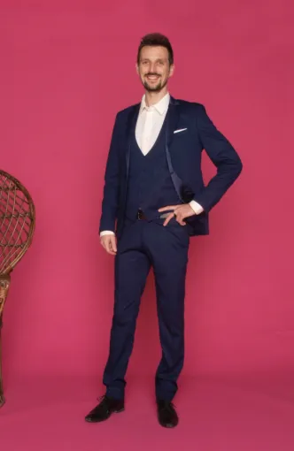 Costumes 3 pièces bleu marine : un choix chic pour les mariés de Rodez, Albi, Robe de Cœur