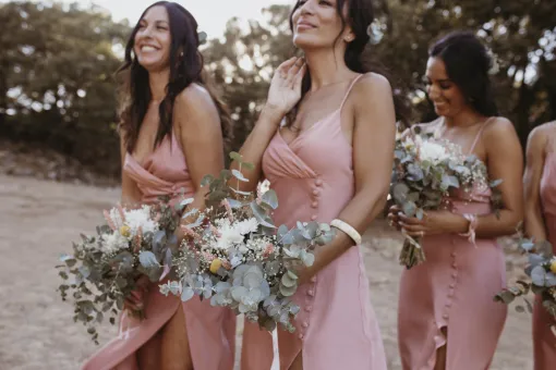 Robes cocktail rose poudré pour invitées de mariage à Castres : romantisme tarnais, Albi, Robe de Cœur