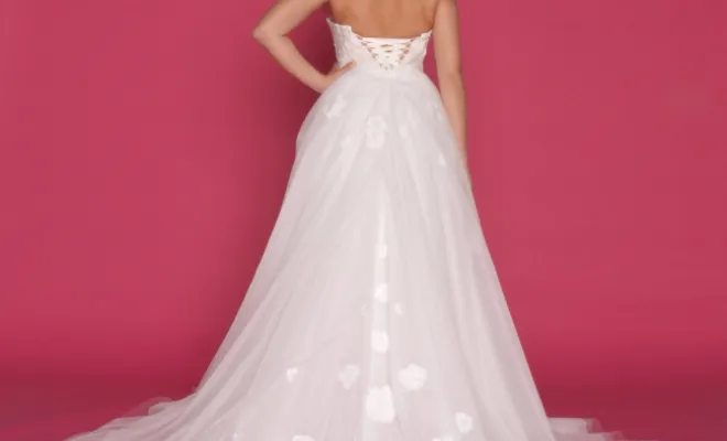 Les robes de mariées tendance séduisent les futur·e·s marié·e·s de Gaillac, Albi, Robe de Cœur