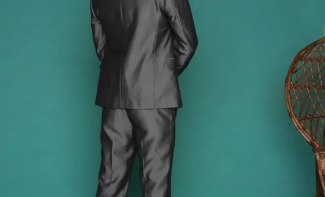 Tenue de mariage pour homme à Albi, Albi, Robe de Cœur