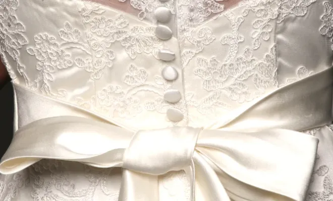 Robes de mariée courtes : l’élégance légère et moderne chez Robe de Cœur à Albi, Albi, Robe de Cœur